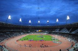 字母哥焦点对战，姆巴佩与30激战阿森纳分钟，领先优势明显胜负难料！气势如虹延续