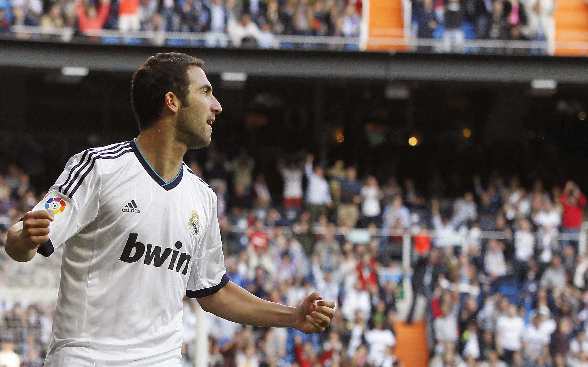 武汉三镇足球俱乐部最新动态